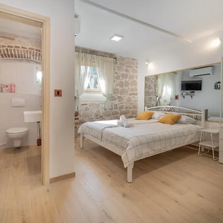 Studio 4Two -Old Town - Groundfloor Rovinj Exterior foto
