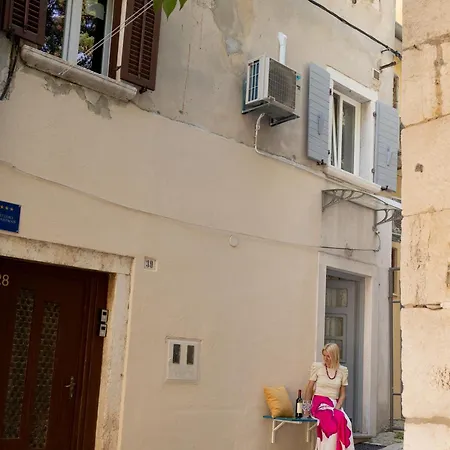 Studio 4Two -Old Town - Groundfloor Rovinj Exterior foto