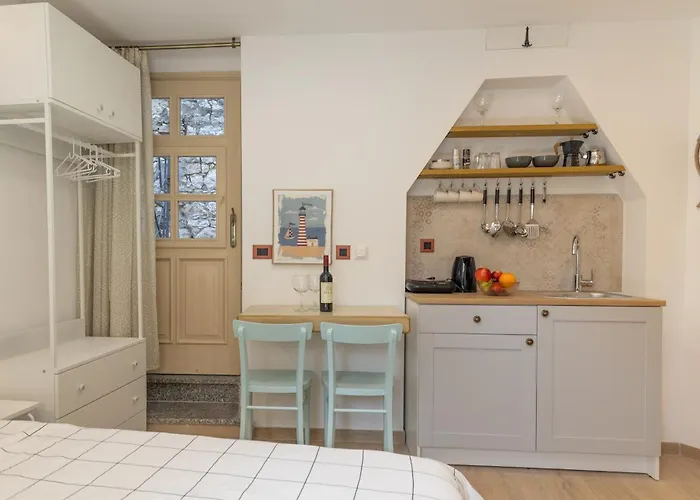 Studio 4Two -Old Town - Groundfloor
